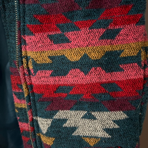 Geometric Vest - Picture 4 of 4